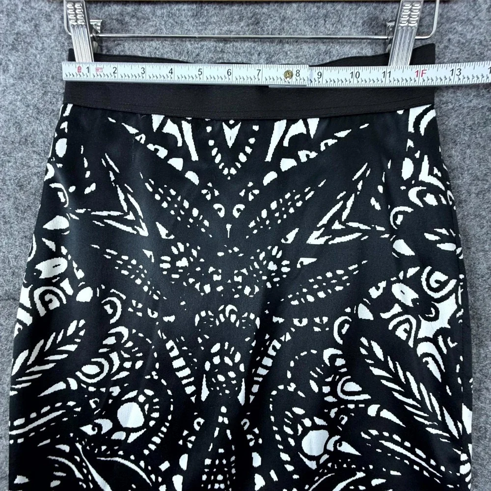 Express Pencil Skirt Womens 0 Black White Office Chic Paisley Lace Print
